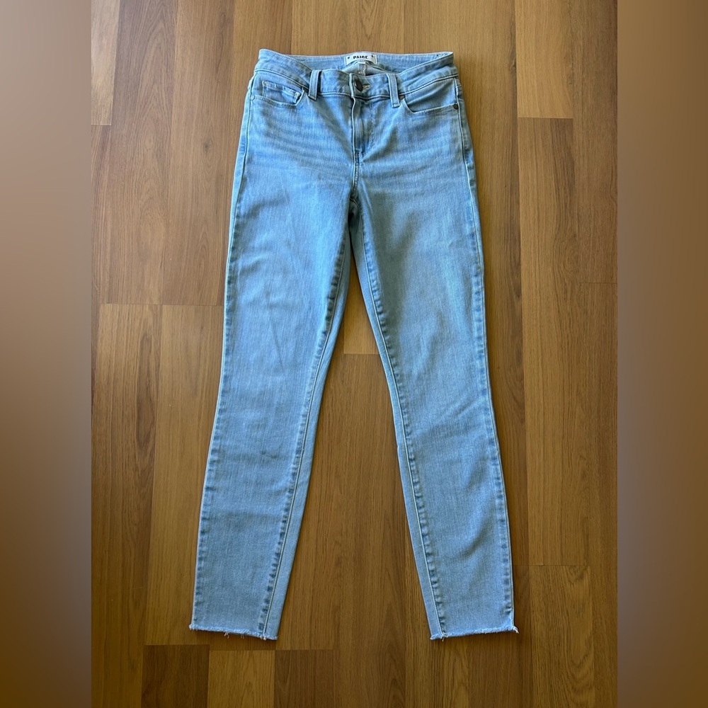 Paige Jeans Verdugo Ankle light wash raw hem 26